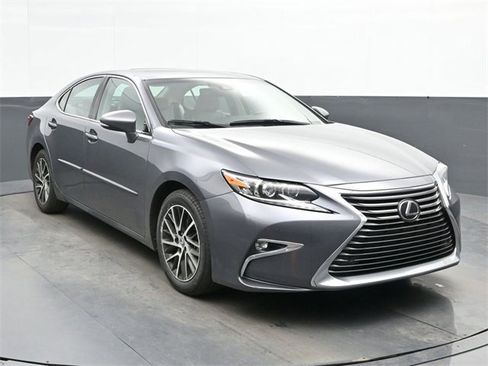 Used 2018 Lexus ES 350 350 image 2