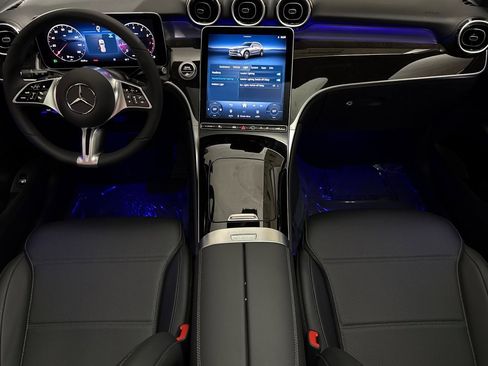 Used 2026 Mercedes-Benz GLC 300 4MATIC image 15