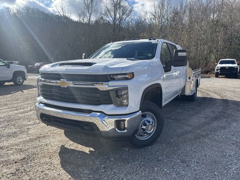New 2026 Chevrolet Silverado 3500 LT w/ Convenience Package image 12