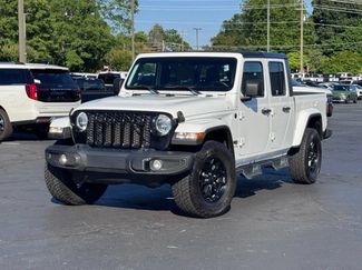 Used 2021 Jeep Gladiator Overland AWD/4WD video 2