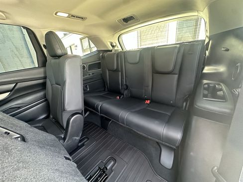 Used 2019 Subaru Ascent Limited w/ Popular Package #3 AWD/4WD image 21
