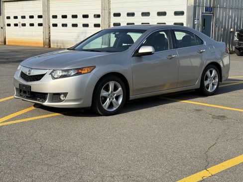 Used 2010 Acura TSX Sedan image 1
