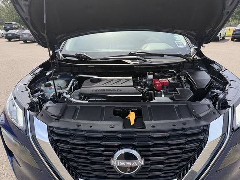 Used 2023 Nissan Rogue S AWD/4WD image 30