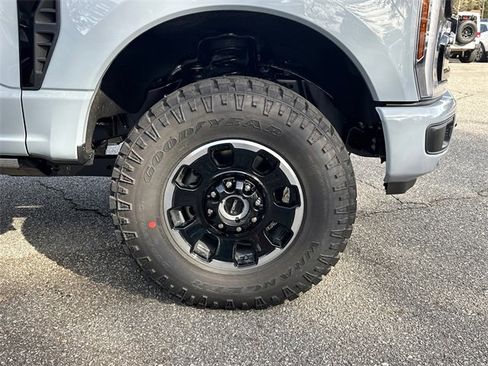 New 2026 Ford F250 Lariat w/ Tremor Off-Road Package image 12