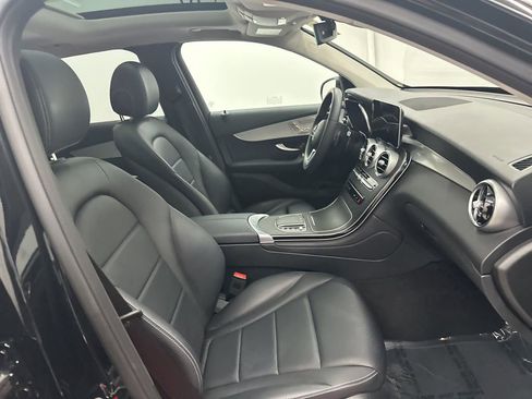 Certified 2022 Mercedes-Benz GLC 300 image 29