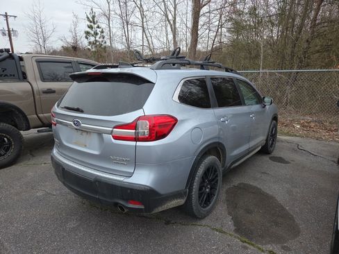 Used 2019 Subaru Ascent Limited image 5