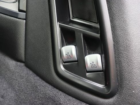 Used 2025 BMW X7 xDrive40i image 33