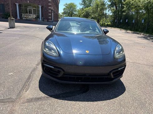 Used 2022 Porsche Panamera 4 E-Hybrid AWD/4WD image 11