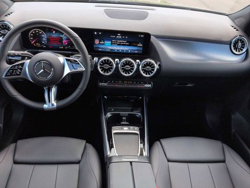 Used 2026 Mercedes-Benz GLA 250 4MATIC image 15