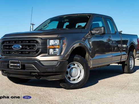 Used 2023 Ford F150 XL image 1
