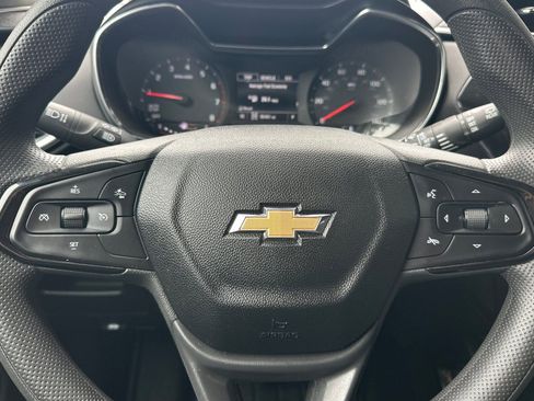 Used 2023 Chevrolet TrailBlazer LT w/ Convenience Package AWD/4WD image 23