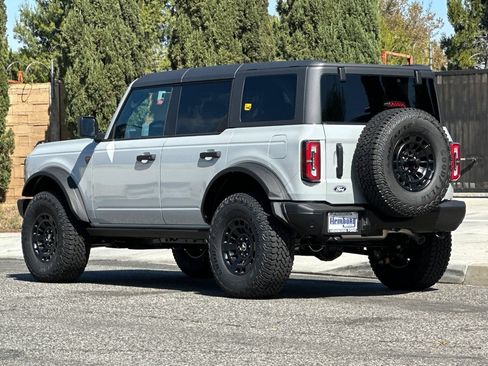 New 2026 Ford Bronco Badlands AWD/4WD image 6