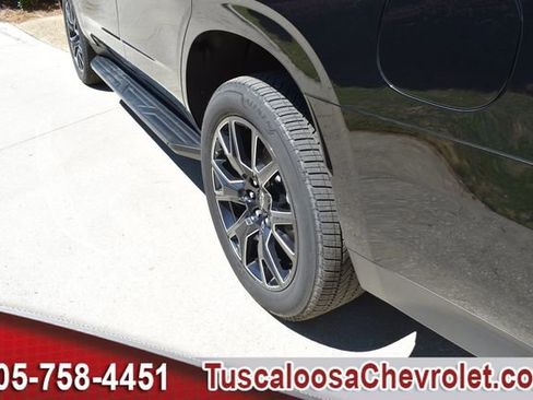 Used 2024 Chevrolet Tahoe RST w/ Luxury Package RWD image 17
