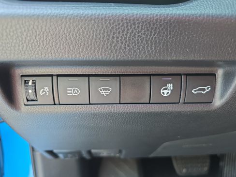 Used 2021 Toyota RAV4 XLE w/ Convenience Package AWD/4WD image 26