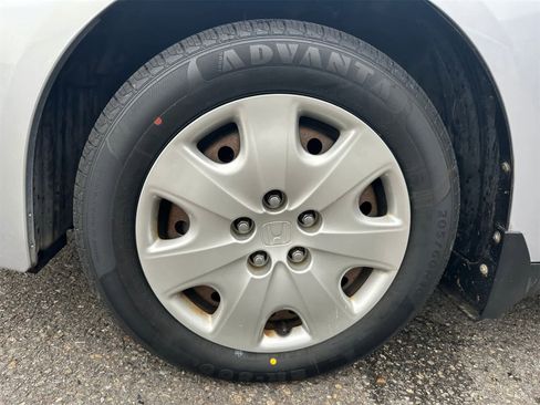 Used 2004 Honda Accord LX image 8