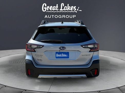 Used 2022 Subaru Outback Limited AWD/4WD image 4