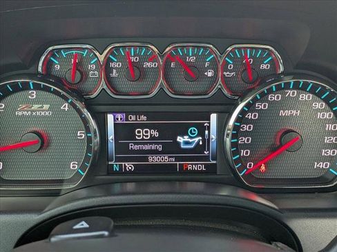 Used 2018 Chevrolet Silverado 1500 LT w/ All Star Edition image 11