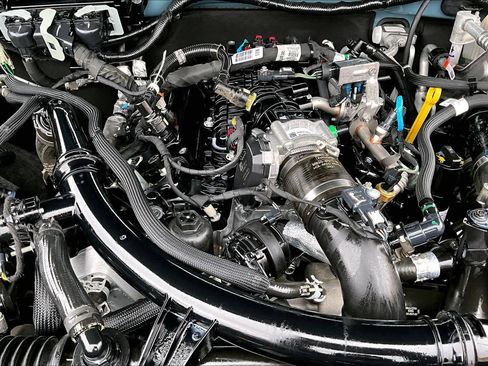 Used 2021 Ford Bronco Badlands image 32