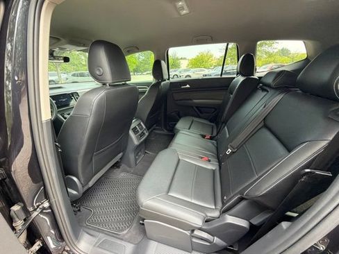 Used 2023 Volkswagen Atlas SE AWD/4WD image 21