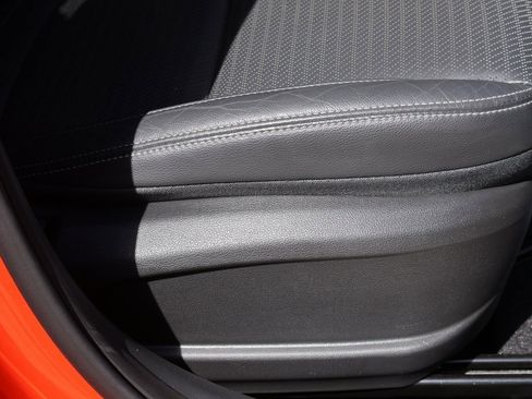 Used 2019 Hyundai Kona Limited image 11