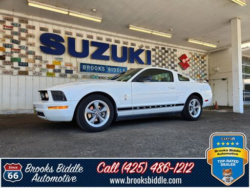 Used 2006 Ford Mustang Premium RWD image 1