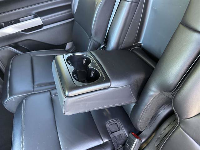 Used 2023 Ford Explorer XLT w/ Equipment Group 202A AWD/4WD image 12