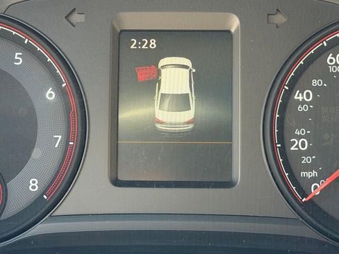 Used 2022 Volkswagen Passat 2.0T SE image 28