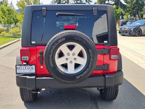 Used 2011 Jeep Wrangler Unlimited Sport AWD/4WD image 4