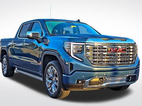 Used 2024 GMC Sierra 1500 Denali w/ Denali Reserve Package image 2