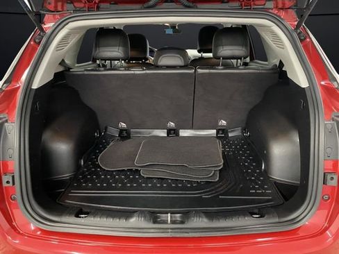 Used 2018 Jeep Compass Latitude w/ Popular Equipment Group image 12