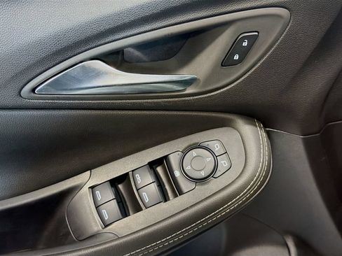 Used 2024 Buick Encore GX Preferred FWD image 19