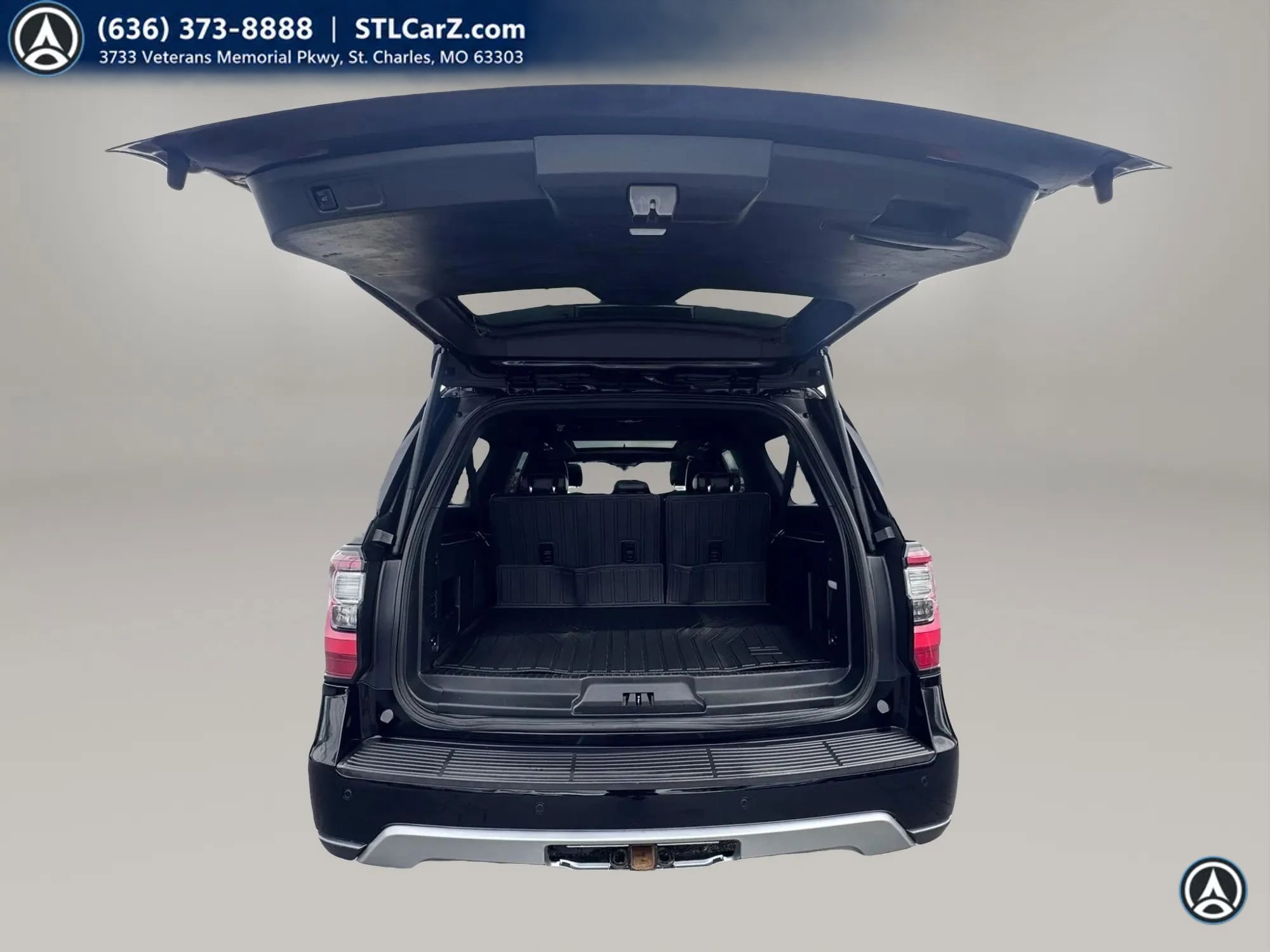 Used 2019 Ford Expedition Max Limited w/ Equipment Group 302A AWD/4WD image 13