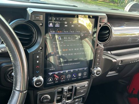 Used 2022 Jeep Wrangler Unlimited Sport image 55