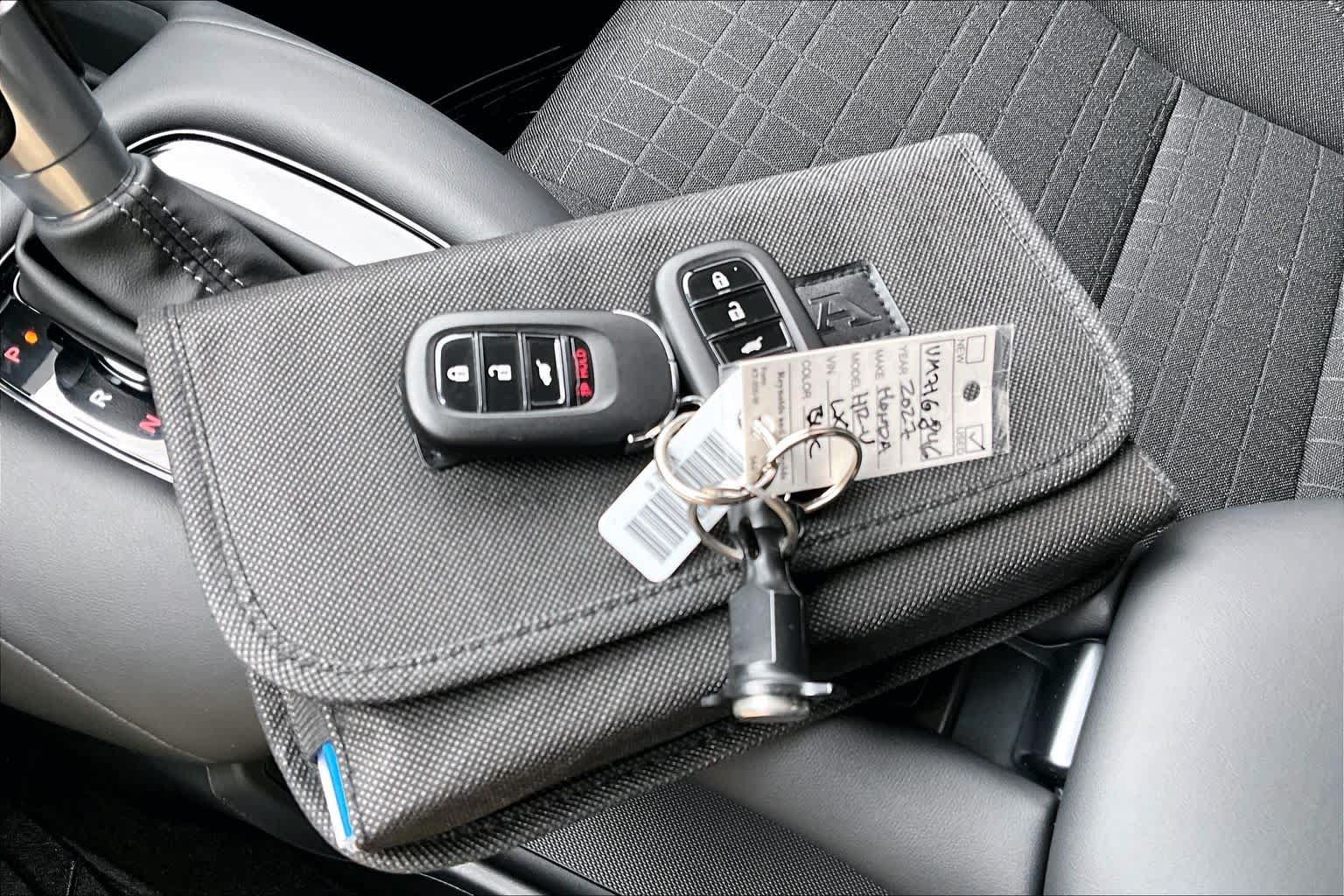 Certified 2027 Honda HR-V LX image 14