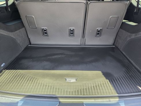 Used 2026 Cadillac Escalade ESV Sport w/ Touring Package AWD/4WD image 32