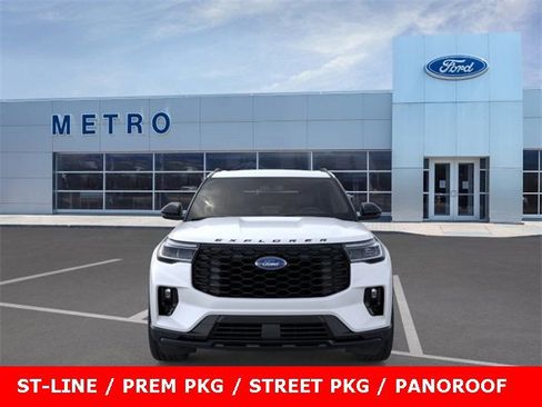 New 2025 Ford Explorer ST-Line w/ Premium Package image 7