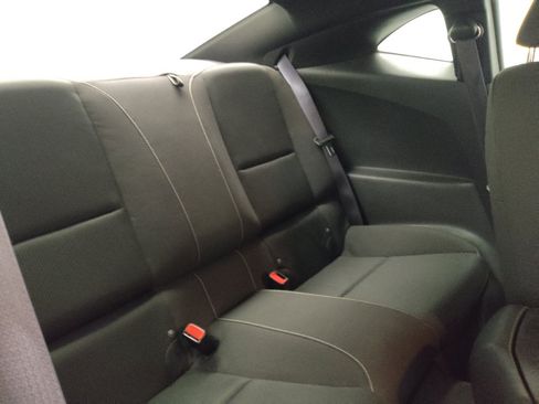 Used 2015 Chevrolet Camaro LT w/ 1LT Preferred Package RWD image 19