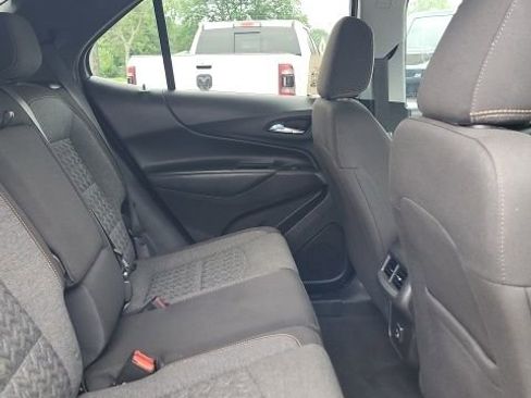Used 2023 Chevrolet Equinox LT image 15