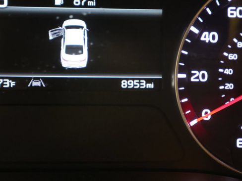 Used 2023 Kia Forte LXS w/ LXS Technology Package FWD image 36