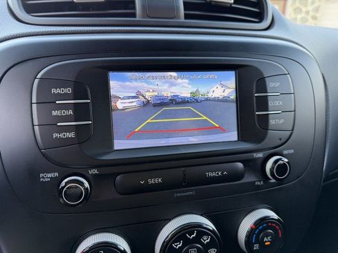Used 2017 Kia Soul w/ Convenience Package FWD image 24