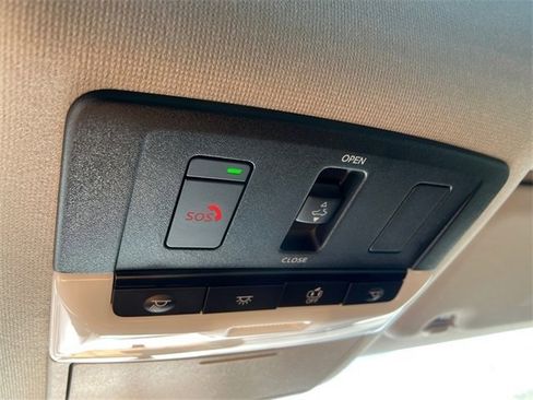 New 2025 Nissan Sentra SR w/ SR Premium Package image 21