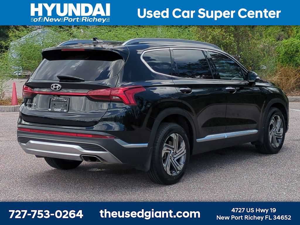 Certified 2023 Hyundai Santa Fe SEL w/ Premium Package FWD image 5