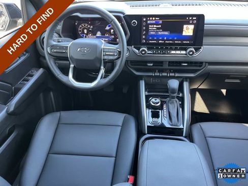 Used 2026 Chevrolet Colorado Trail Boss AWD/4WD image 12