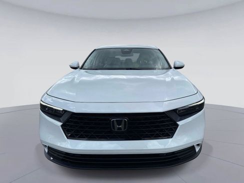 Used 2024 Honda Accord EX image 9