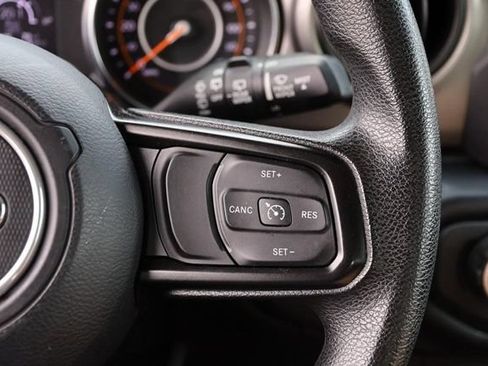 Used 2019 Jeep Wrangler Unlimited Sport AWD/4WD image 12