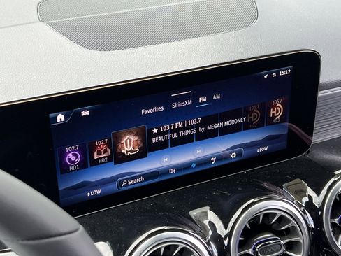 New 2026 Mercedes-Benz GLB 250 4MATIC image 23