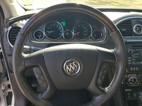 Used 2017 Buick Enclave Leather image 11