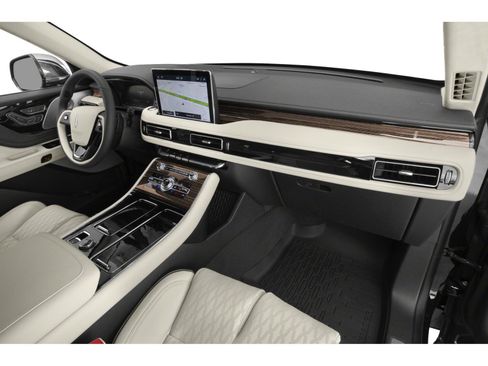 Used 2021 Lincoln Aviator Black Label Grand Touring w/ Class IV Trailer Tow Package AWD/4WD image 10