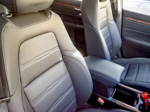 Used 2022 Honda CR-V Touring image 21