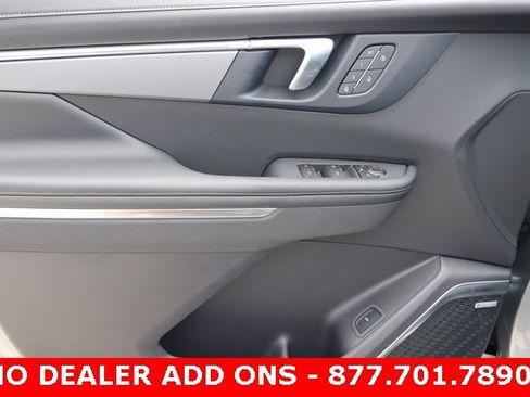 New 2026 Buick Enclave Sport Touring w/ Power Package image 10